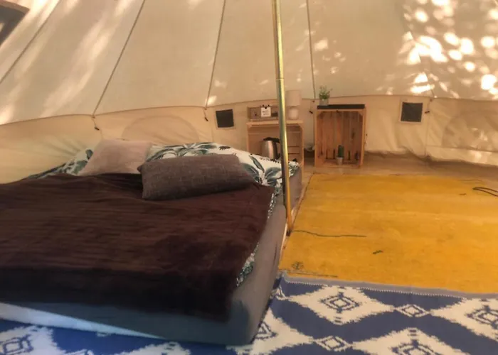Glampspace - Szlak Beskidzki Campismo de Luxo Międzybrodzie Bialskie