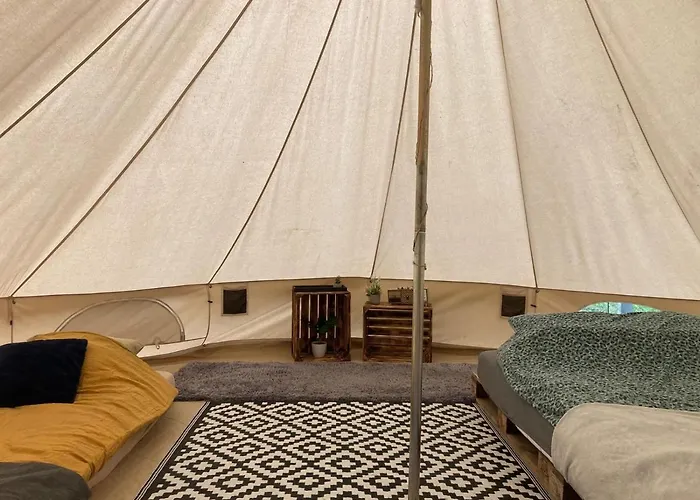 Glampspace - Szlak Beskidzki Campismo de Luxo Międzybrodzie Bialskie